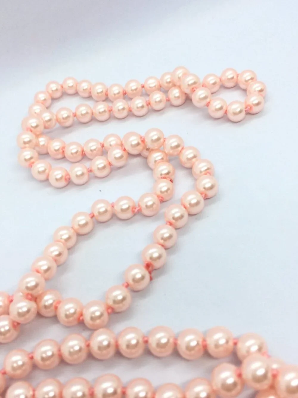VINTAGE GLASS PEARL NECKLACE Long Pink Knotted 58